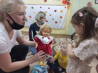 \u0022ГРУЗОВИК ПРИВЁЗ ИГРУШКИ!\u0022